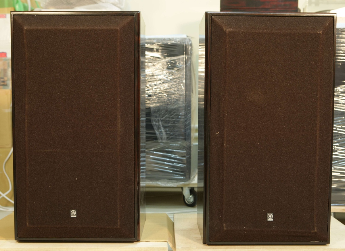 Купить Акустика YAMAHA NS-1000
