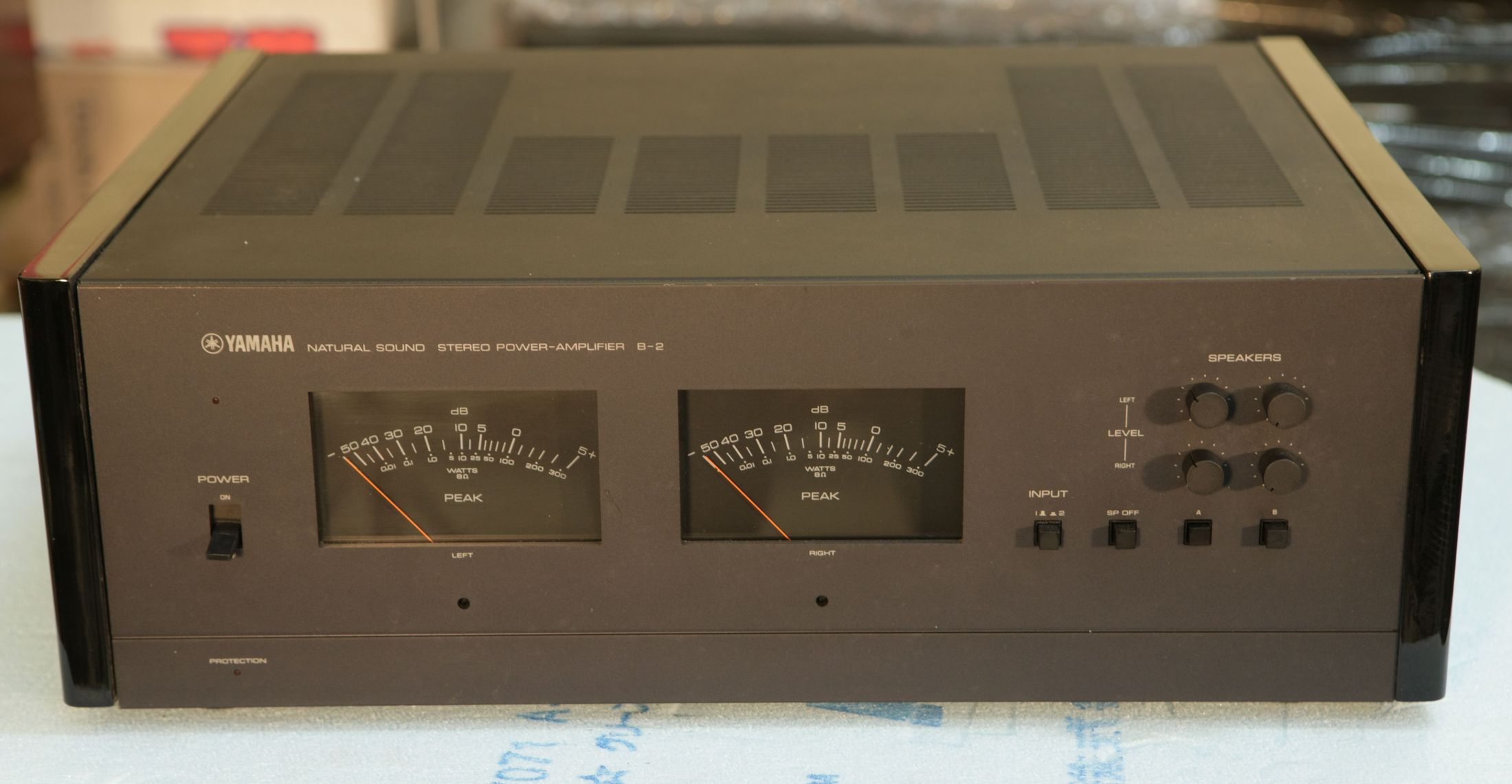 Купить Усилитель YAMAHA B-2