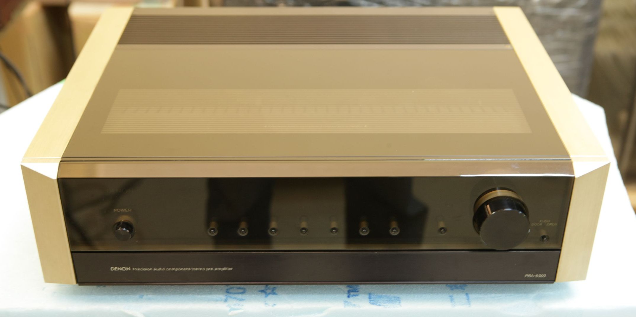 Купить Предварительный усилитель DENON PRA-6000