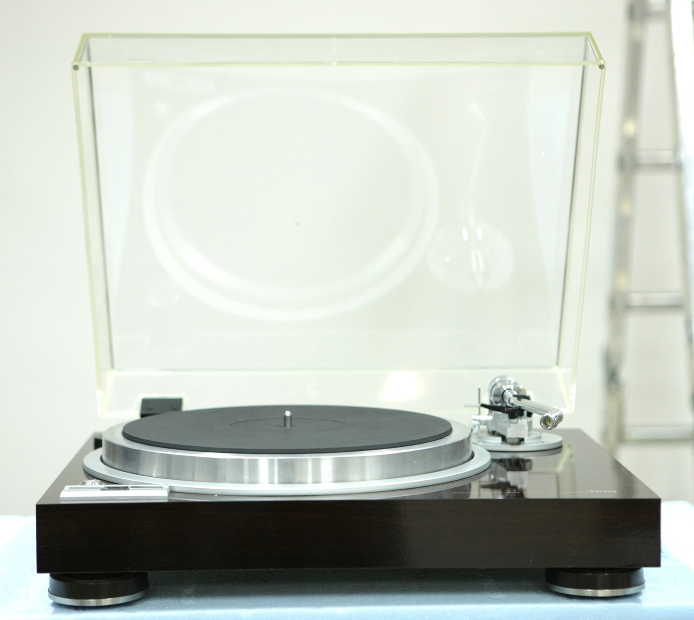 Купить Виниловый проигрыватель TRIO KP-700D