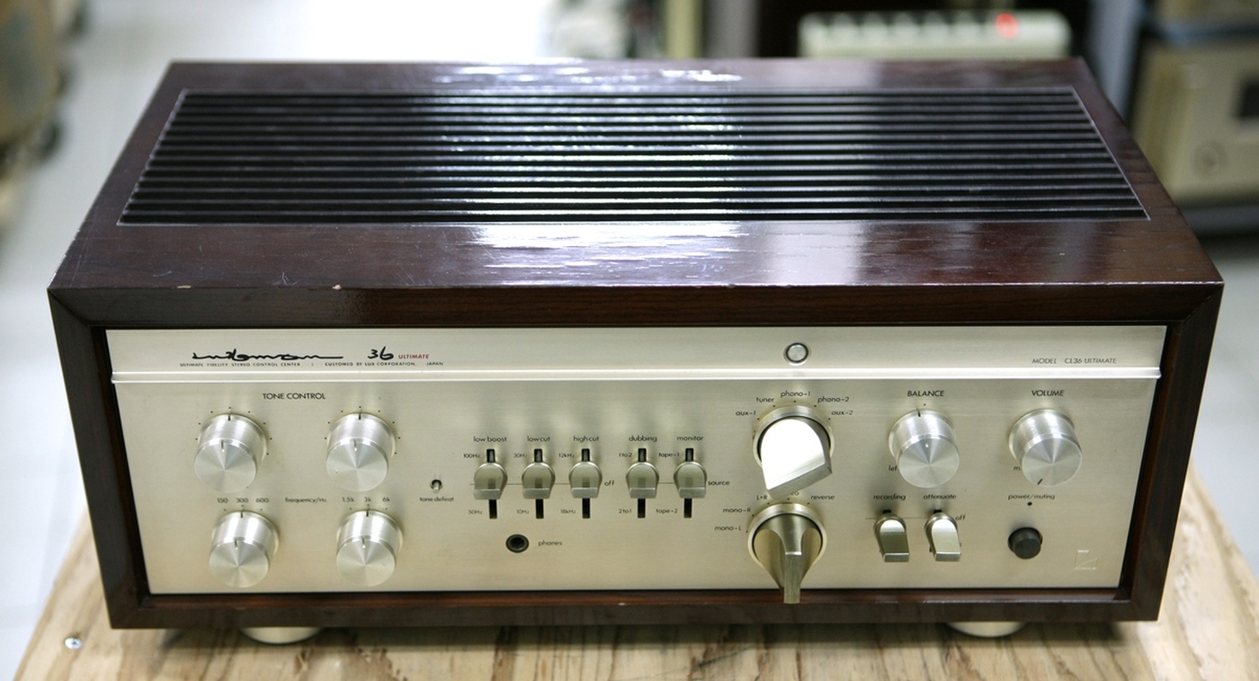 Купить Предварительный усилитель LUXMAN CL-36