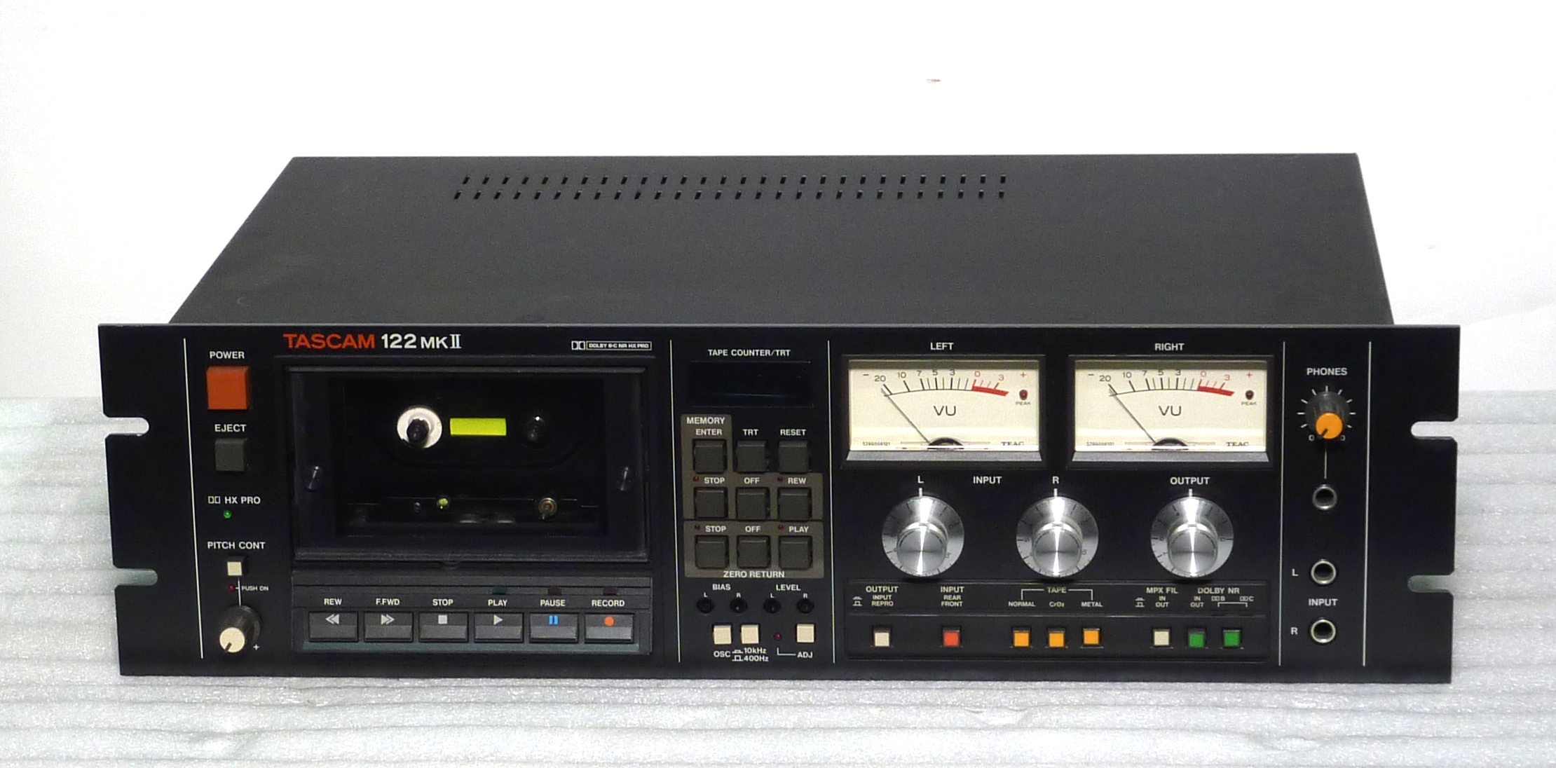 Купить Магнитофон (кассетная дека) TASCAM 122MK II