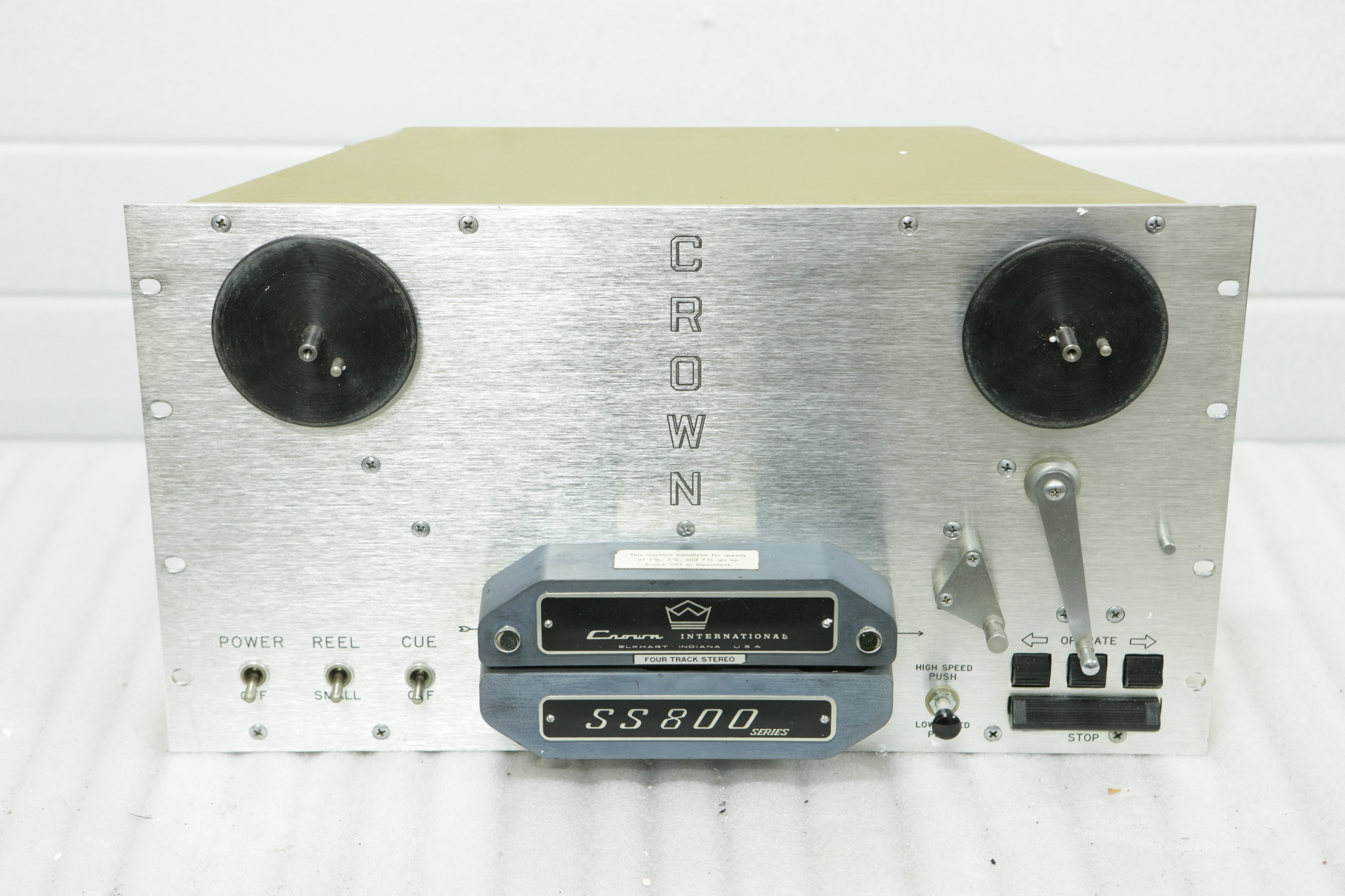 Купить Катушечный магнитофон CROWN SS-824 (SS 800)