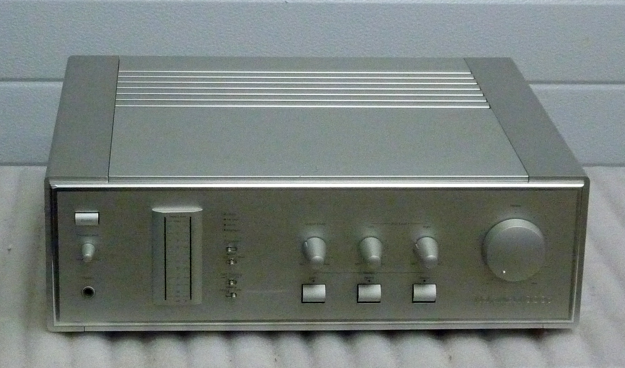 Купить CD/DVD/MD дека NAKAMICHI 1000p