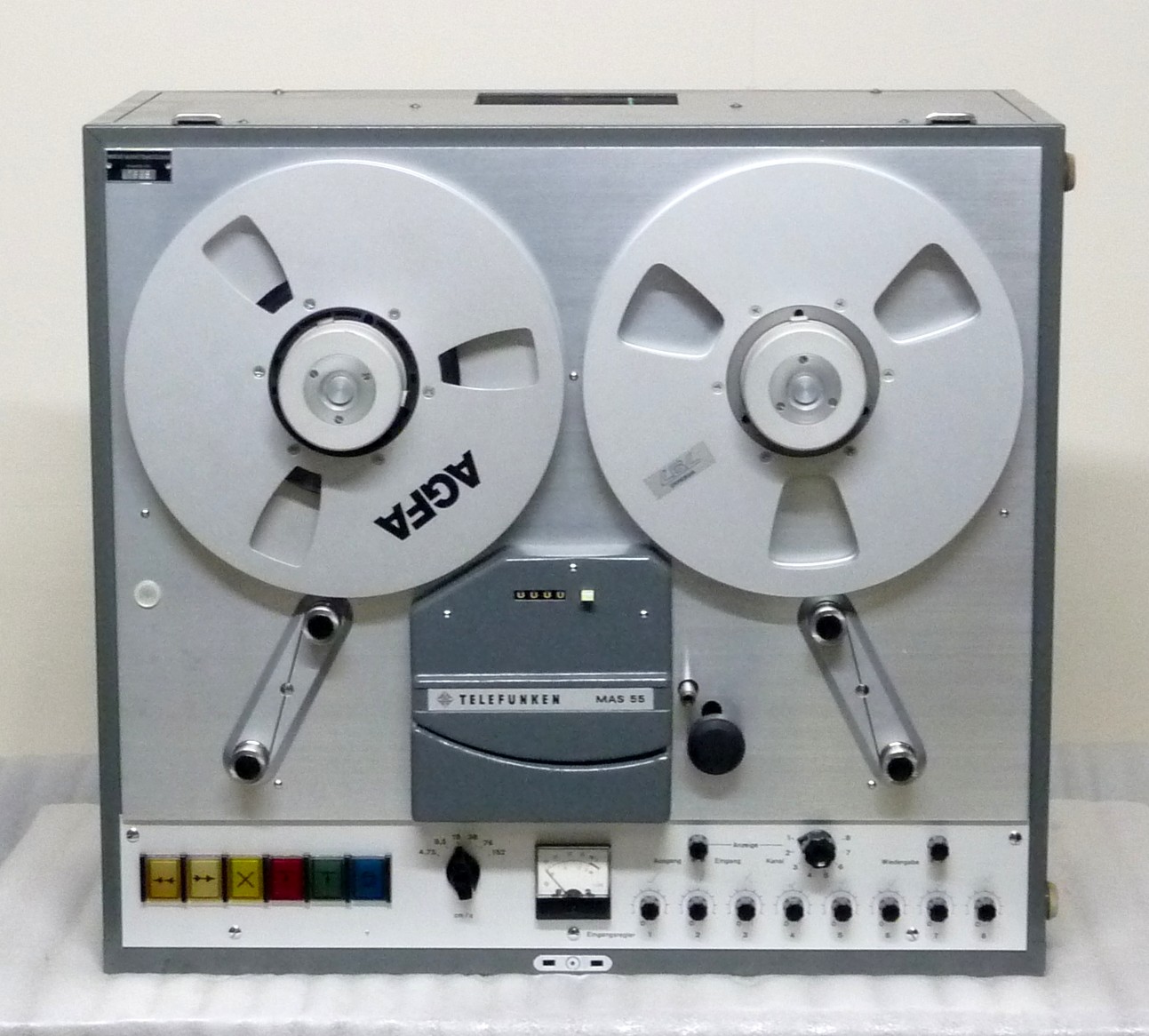Купить Катушечный магнитофон TELEFUNKEN MAS 55