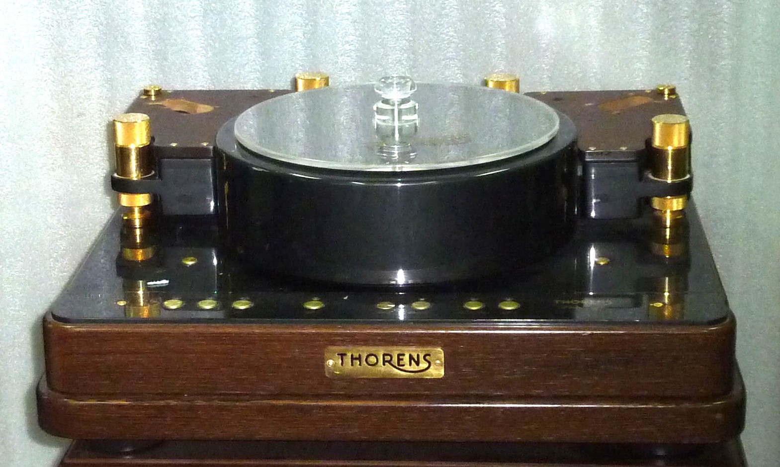 Купить Виниловый проигрыватель THORENS 9826000