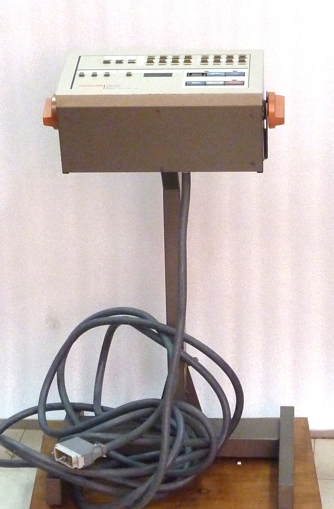 Купить TASCAM RC-51