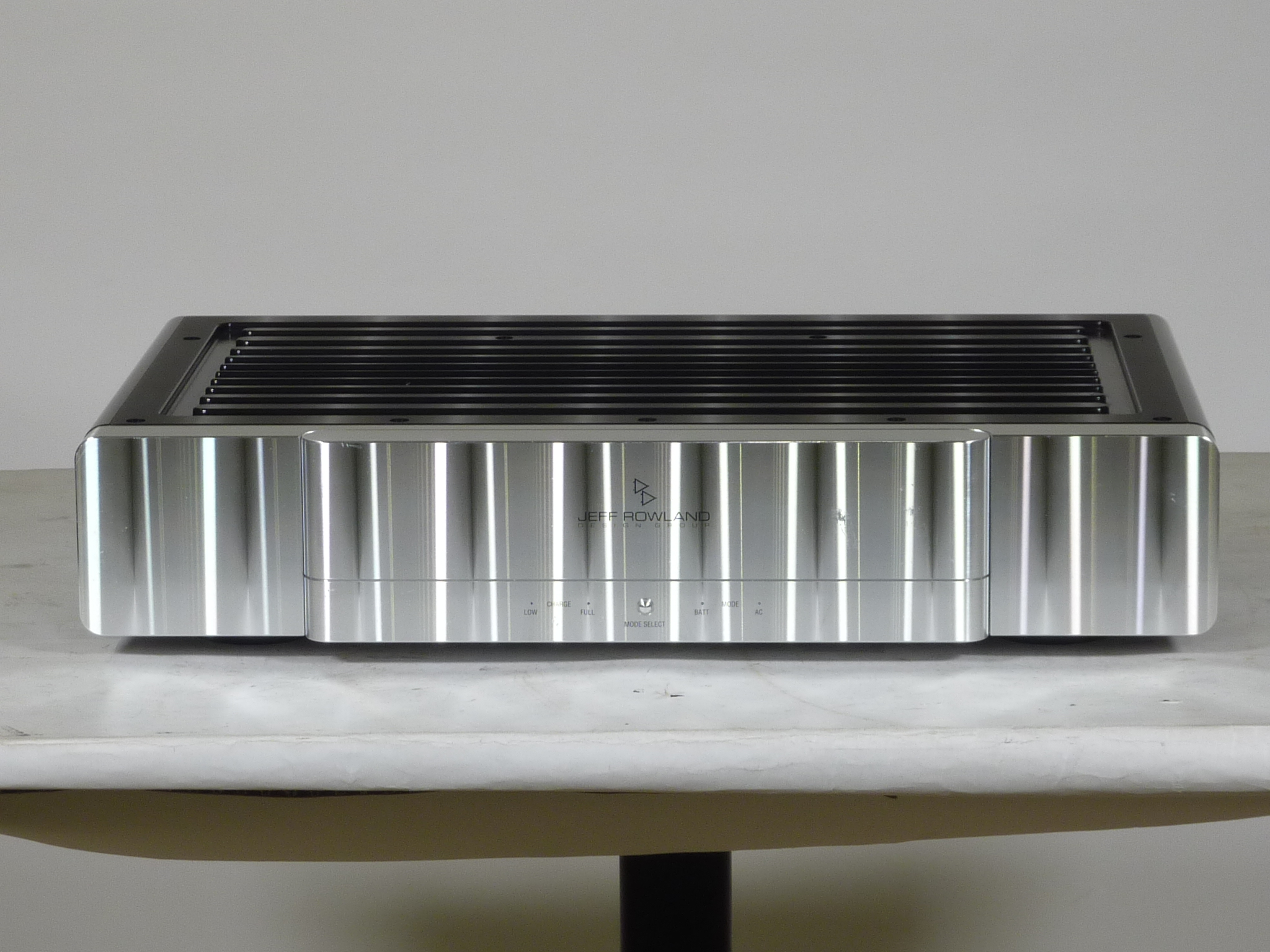 Купить Усилитель JEFF ROWLAND PREAMPLIFIER