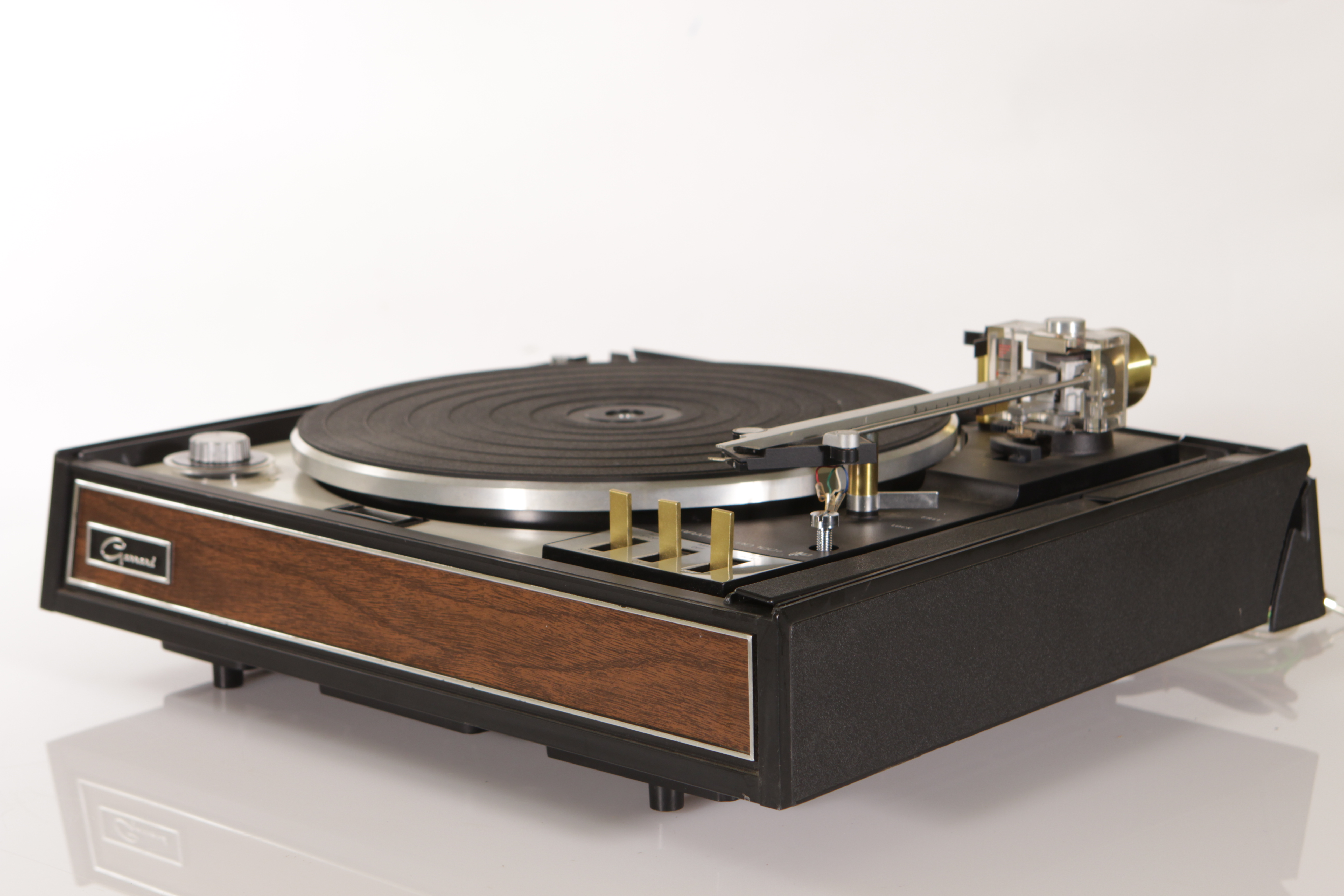 Купить Виниловый проигрыватель GARRARD ZERO-100c