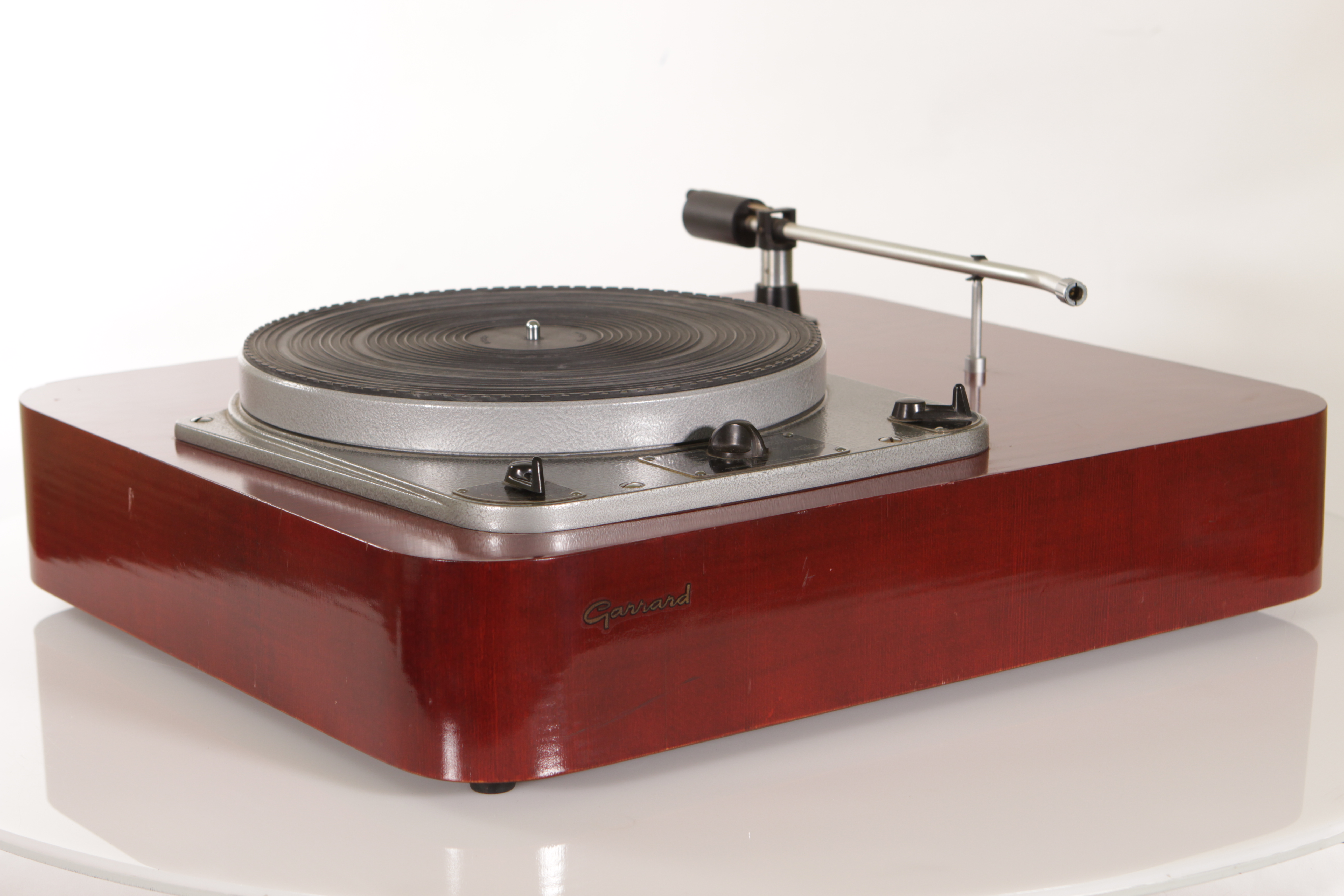 Купить Виниловый проигрыватель GARRARD 301