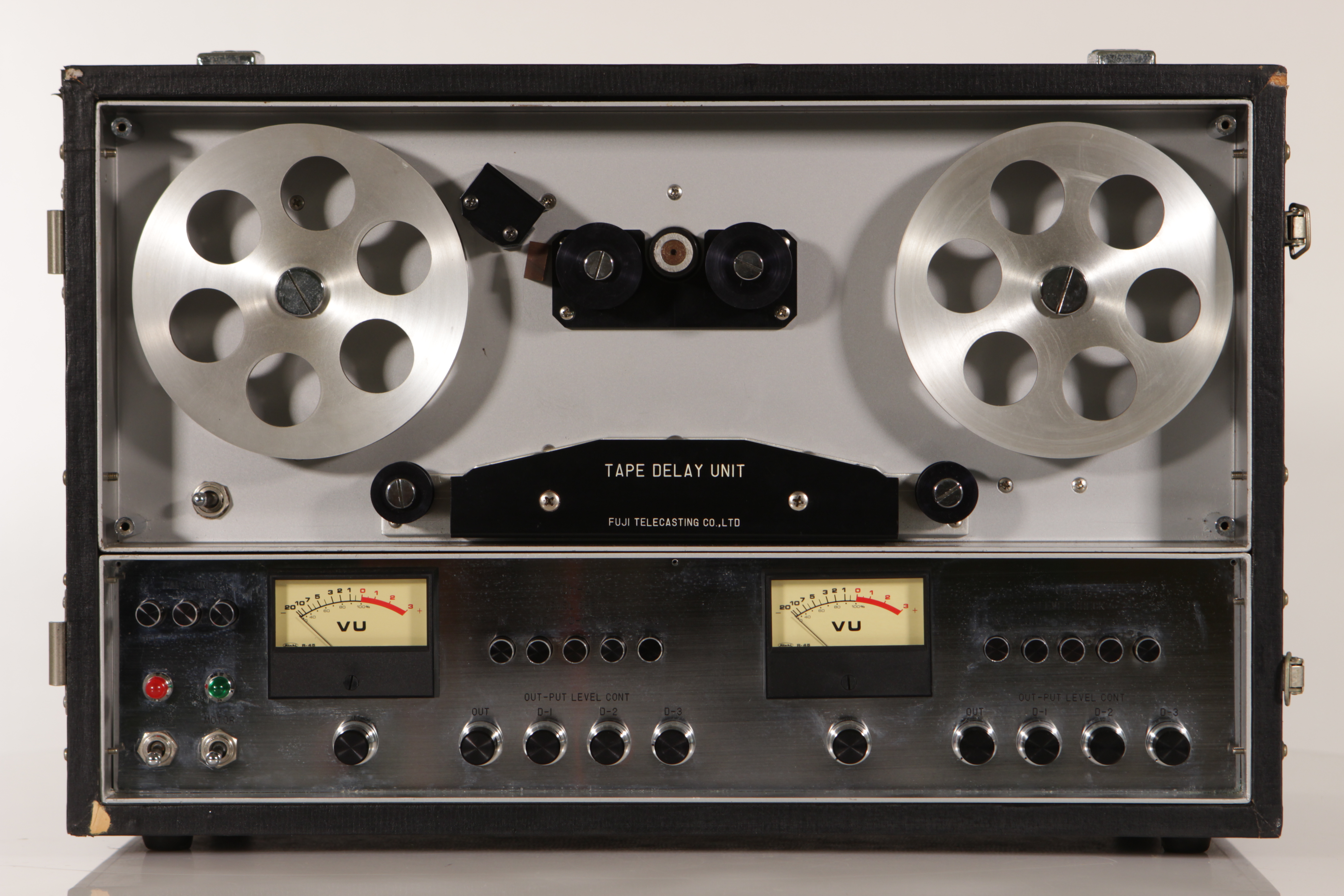 Купить Катушечный магнитофон FUJI TAPE DELAY UNIT