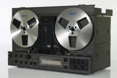 Купить Катушечный магнитофон AKAI GX-77