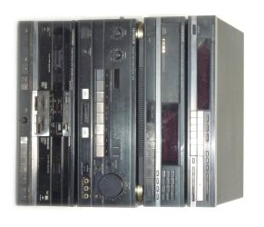 Купить Радиоприёмник / тюнер KENWOOD T-7R