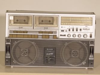 Купить Радиола / магнитола SHARP GF-818ST