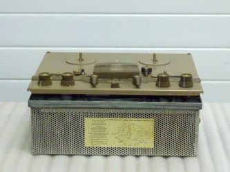 Купить Катушечный магнитофон AMPEX