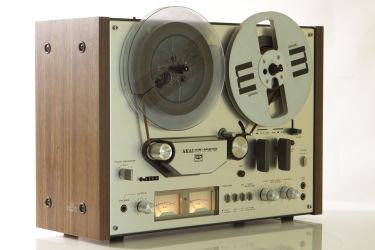 Купить Катушечный магнитофон AKAI GX-4000D