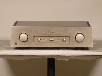 Купить Предварительный усилитель ACCUPHASE C-250