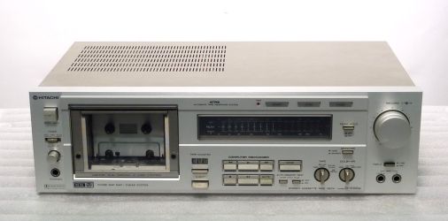 Купить Магнитофон (кассетная дека) HITACHI D-1100M