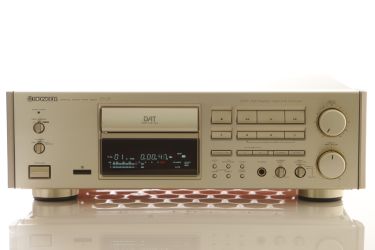 Купить Магнитофон (кассетная дека) PIONEER D-07