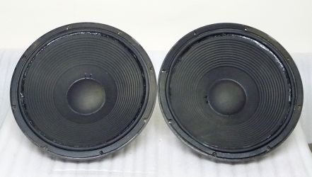 Купить JBL 2215B
