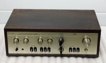 Купить Усилитель LUXMAN L-504