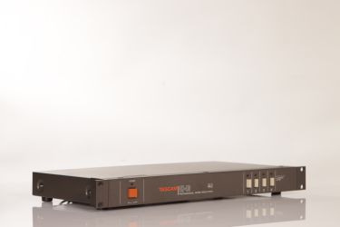 Купить TEAC DX-4D