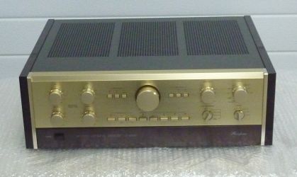 Купить Предварительный усилитель ACCUPHASE C-200V