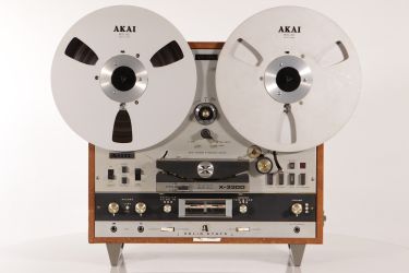 Купить Катушечный магнитофон AKAI X-330D