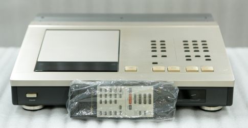 Купить CD/DVD/MD дека LUXMAN D-500Xs