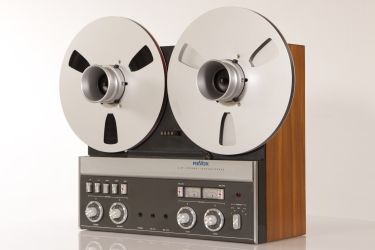 Купить Катушечный магнитофон REVOX A77