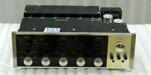 Купить Предварительный усилитель McIntosh C-20