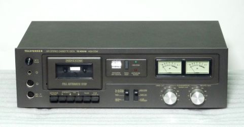 Купить Магнитофон (кассетная дека) TELEFUNKEN TC-450M