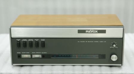 Купить Радиоприёмник / тюнер REVOX A76