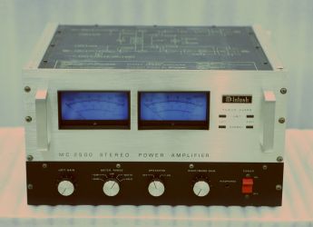Купить Усилитель McIntosh MC-2500