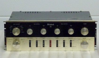 Купить Предварительный усилитель McIntosh C-11