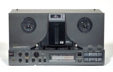 Купить Катушечный магнитофон AKAI GX-7