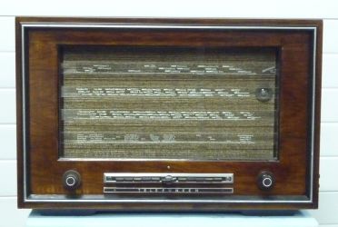 Купить Радиоприёмник / тюнер TELEFUNKEN D860WK