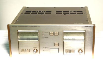 Купить Усилитель LUXMAN M-05