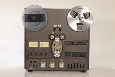Купить Катушечный магнитофон Technics RS-1506U