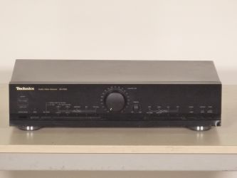 Купить Предварительный усилитель TECHNICS SH-S100