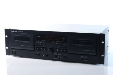 Купить Магнитофон (кассетная дека) TASCAM 202mkVI