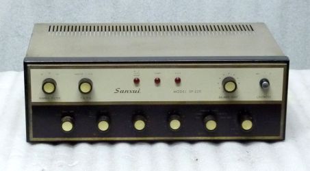 Купить Предварительный усилитель SANSUI SP-220