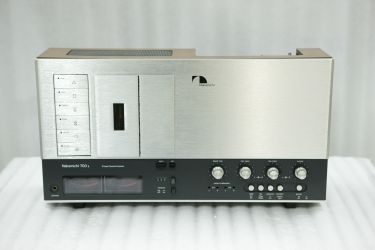 Купить Магнитофон (кассетная дека) NAKAMICHI 700