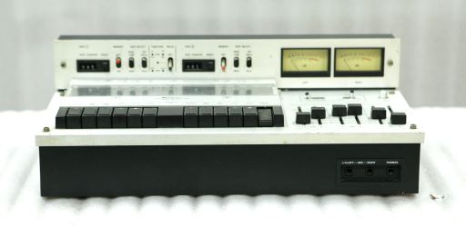 Купить Магнитофон (кассетная дека) CLARION MD-8181A