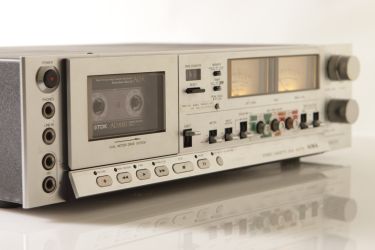 Купить Магнитофон (кассетная дека) AIWA AD-F70