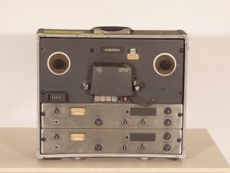 Купить Катушечный магнитофон AMPEX AG-500