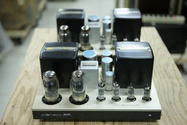 Купить Усилитель LUXMAN MB 3045