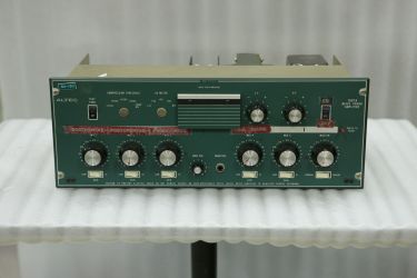 Купить Предварительный усилитель ALTEC 1607A