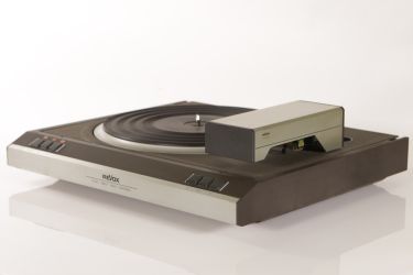 Купить Виниловый проигрыватель REVOX B795