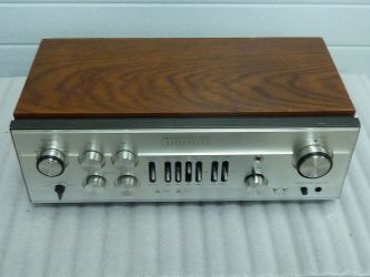 Купить Усилитель LUXMAN C-1000